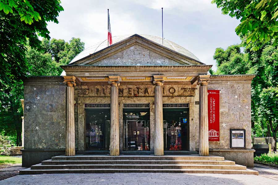 327_ Uscita didattica del 9 maggio 2025_Milano_classi 3ABC secondaria Buzzati